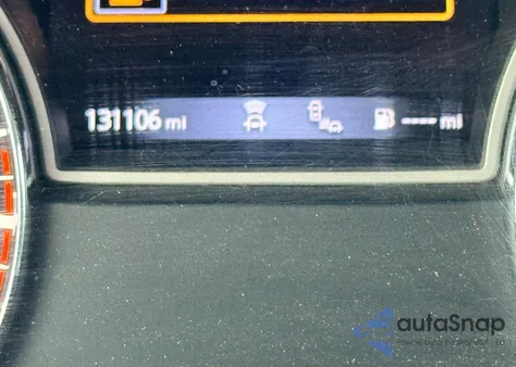 2017 Nissan Pathfinder S z USA, uszkodzony, nr VIN 5N1DR2MM2HC614716